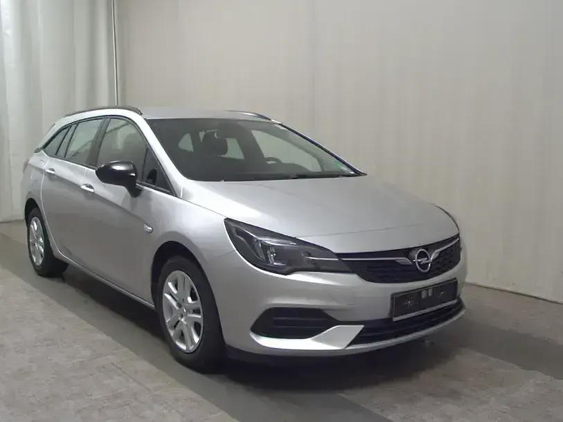 Gebraucht Opel Astra Edition 122 PS (89 kW) 2021 Argon silber Kombi