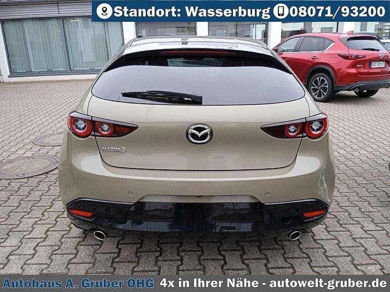 Neu Mazda 3 Exclusive 140 PS (102 kW) 2025 Zircon sand Limousine