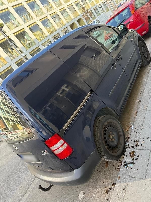 Gebraucht VW Caddy 102 PS (75 kW) 2011 Blau Van / Kleinbus