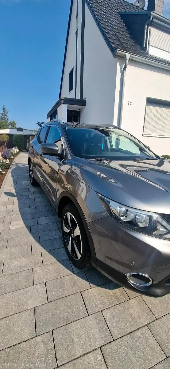 Gebraucht Nissan Qashqai N-Connecta 131 PS (96 kW) 2016 Grau SUV