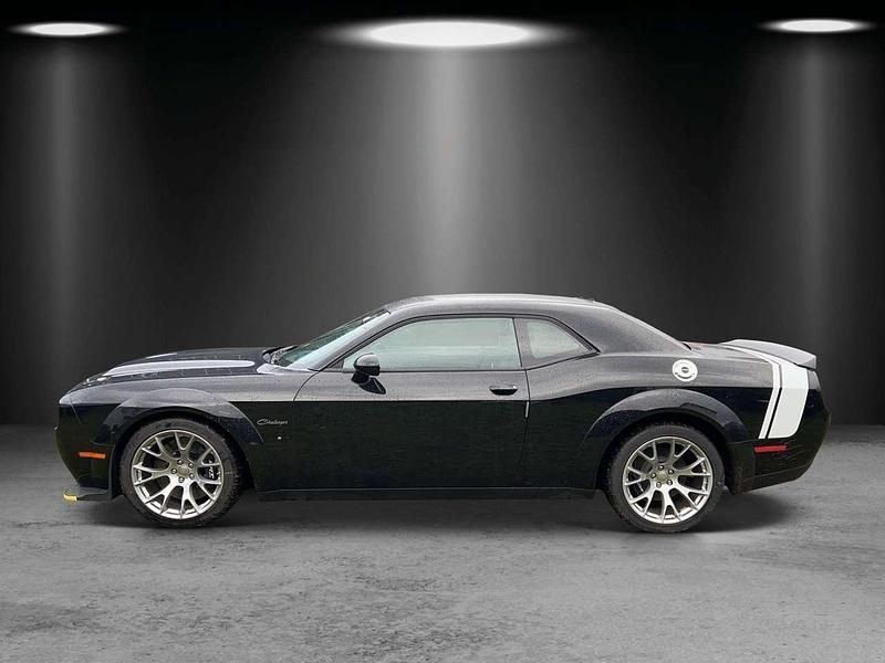 Neu Dodge Challenger 817 PS (600 kW) 2025 Pitch black clear coat Coupé