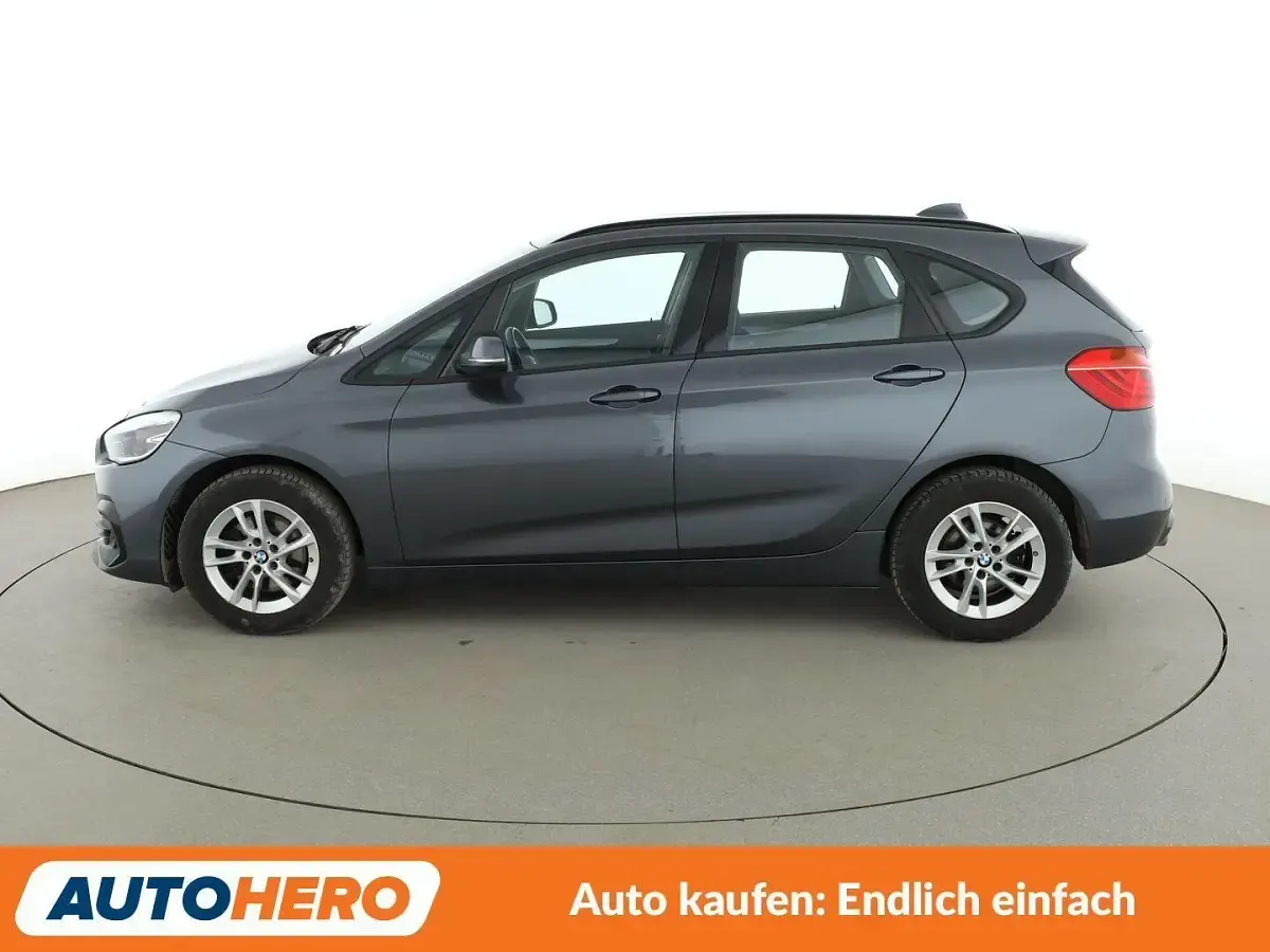 Gebraucht BMW 220 Active Tourer Advantage 192 PS (141 kW) 2019 Grau Van / Kleinbus