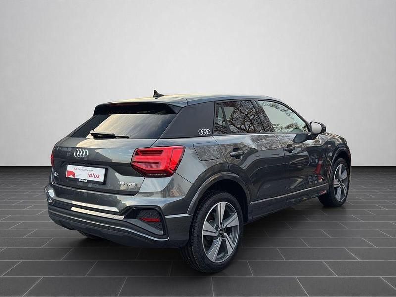 Gebraucht Audi Q2 Ambiente 150 PS (110 kW) 2025 Daytonagrau perleffekt (metallic) SUV