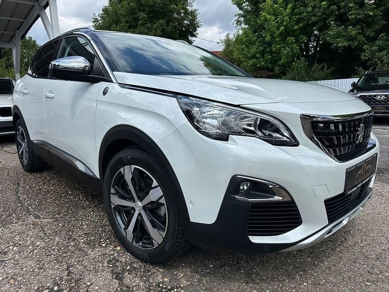 Weiß Gebraucht 2018 Peugeot 3008 Crossway SUV | 16.300 € (Fairer Preis) - Bild 1/4