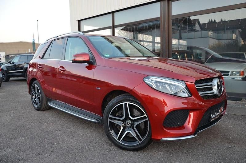 Gebraucht Mercedes GLE500 442 PS (325 kW) 2017 Rot SUV