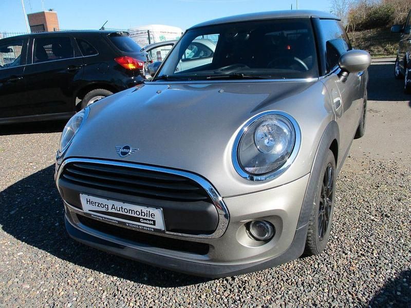 Gebraucht Mini ONE 102 PS (75 kW) 2019 Silber Kleinwagen
