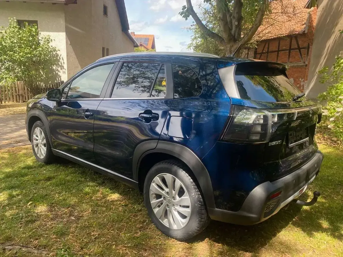 Gebraucht Suzuki SX4 S-Cross Comfort 129 PS (94 kW) 2023 Blau SUV