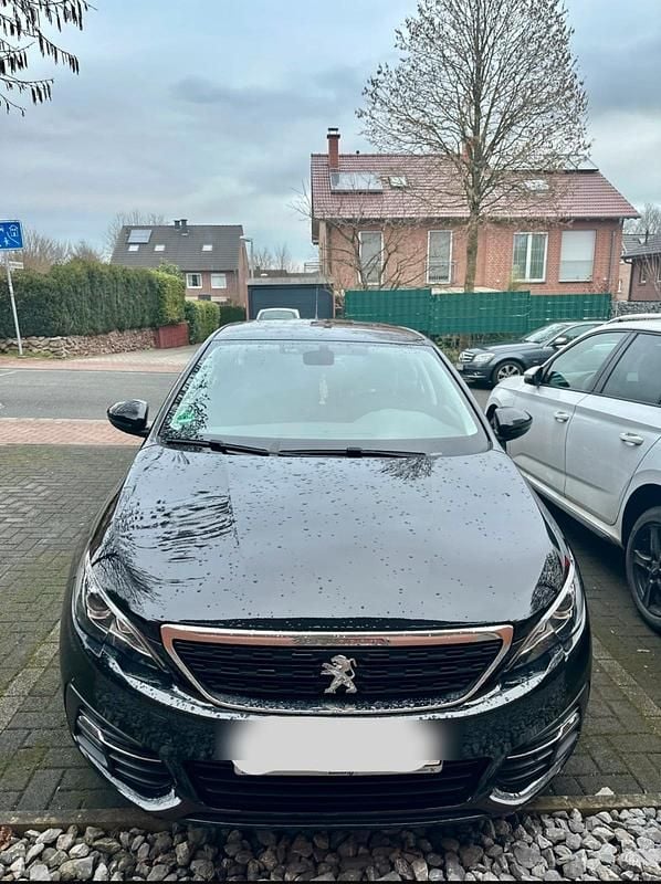 Schwarz Gebraucht 2019 Peugeot 308 SW Active Kombi | 9.500 € (Superpreis) - Bild 1/4