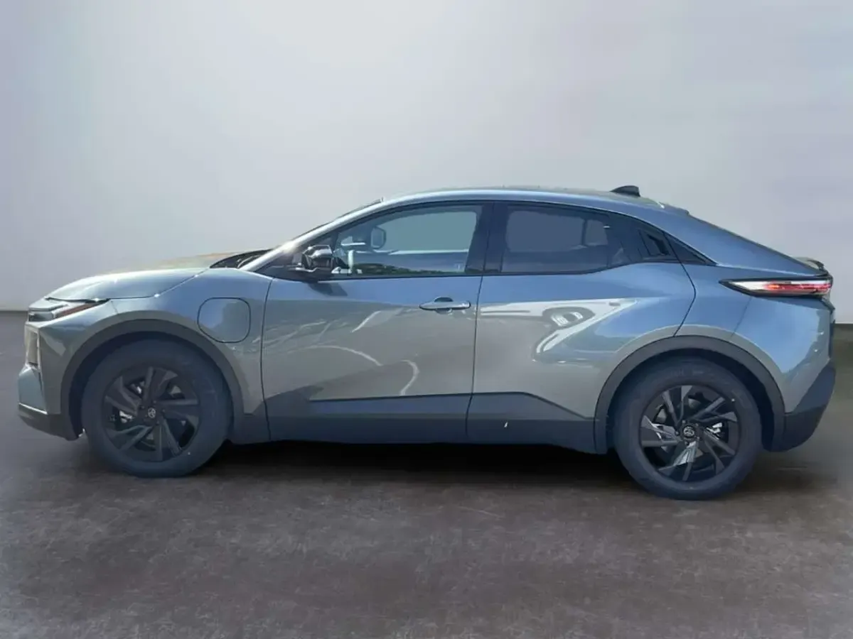 Neu Toyota C-HR+ 164 kW (224 PS) 2026 Mineral metallic SUV