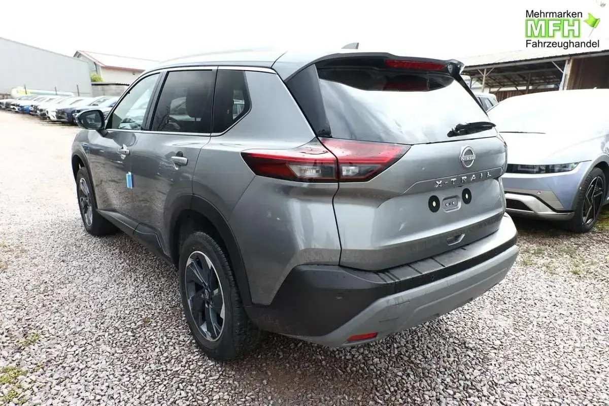 Neu Nissan X-Trail 360º 163 PS (119 kW) 2026 Dark grey metallic SUV