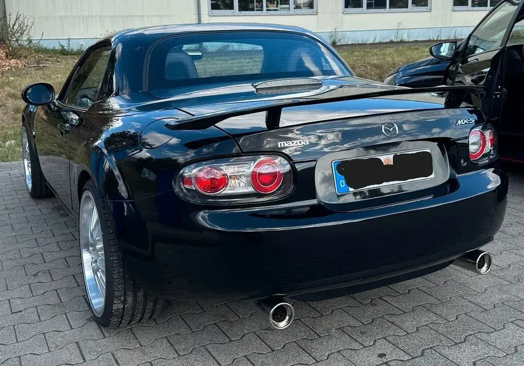 Gebraucht Mazda MX5 126 PS (92 kW) 2007 Schwarz Cabrio