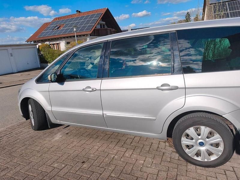 Gebraucht Ford Galaxy Trend 140 PS (102 kW) 2006 Silber Van / Kleinbus