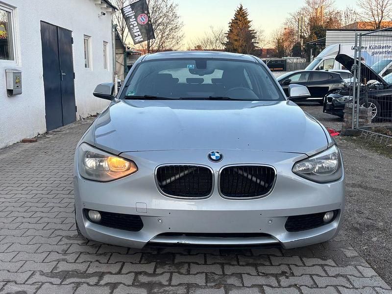 Gebraucht BMW 118 143 PS (105 kW) 2011 Silber Kleinwagen