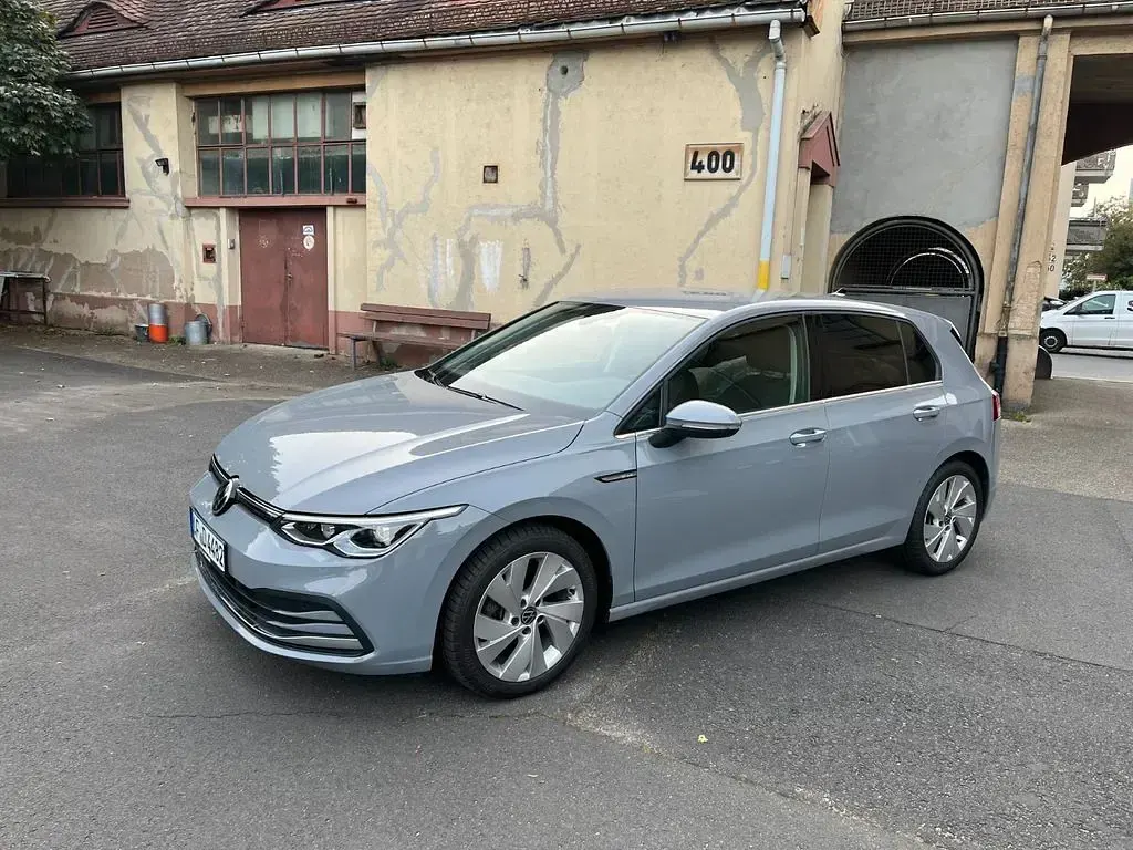 Używany VW Golf VII Pro 150 KM (110 kW) 2020 Szary Sedan/Limuzyna