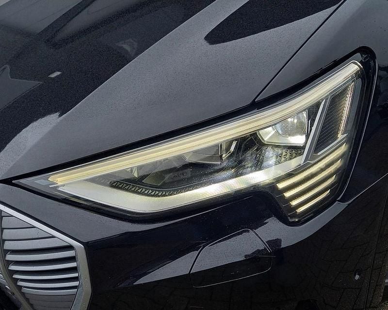 Gebraucht Audi e-tron 300 kW (408 PS) 2019 Schwarz SUV