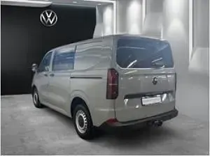 Neu VW T7 110 PS (80 kW) 2026 Grau (stone grey) Van