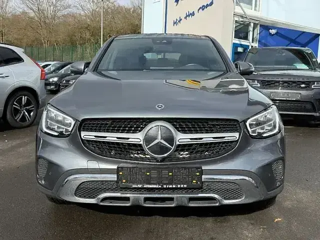 Gebraucht Mercedes GLC300 245 PS (180 kW) 2021 Grau SUV