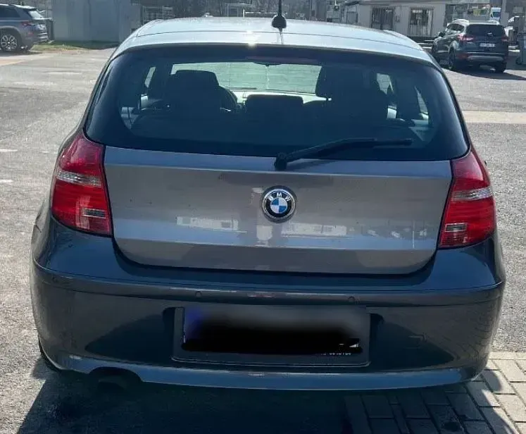 Używany BMW 116 116 KM (85 kW) 2010 Szary Hatchback