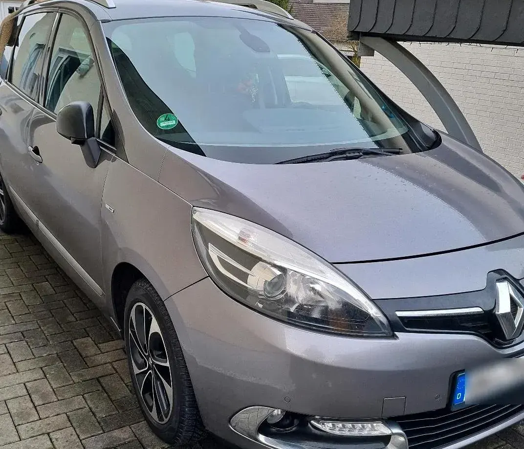 Gebraucht Renault Scénic IV 131 PS (96 kW) 2016 Grau Van / Kleinbus