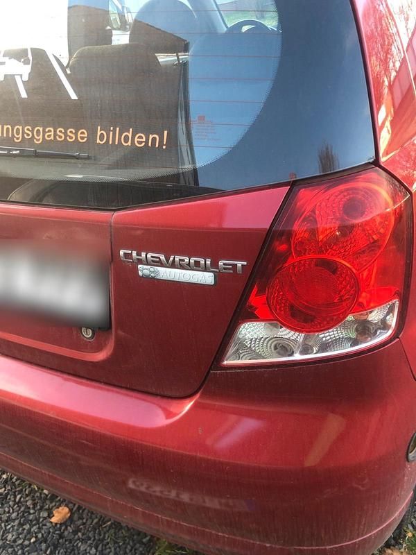 Gebraucht Chevrolet Kalos 72 PS (52 kW) 2009 Rot Kleinwagen