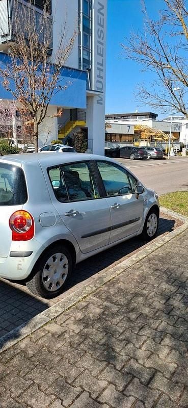 Second-hand Renault Modus 88 CP (64 kW) 2005 Argintiu Monovolum