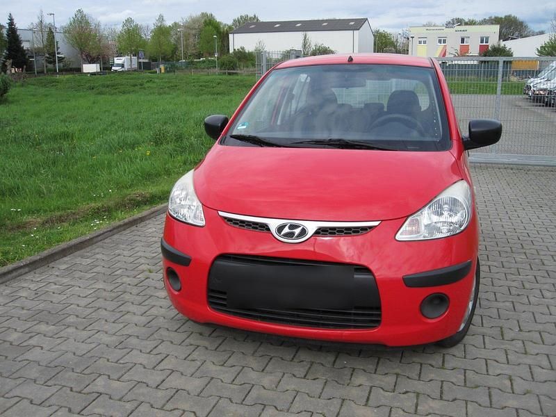 Gebraucht Hyundai i10 67 PS (49 kW) 2009 Rot Kleinwagen