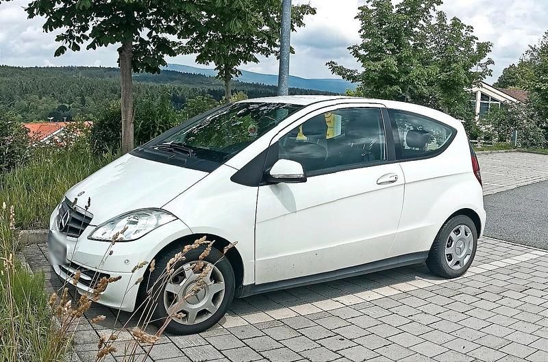 Gebraucht Mercedes A150 90 PS (66 kW) 2008 Weiß Kleinwagen
