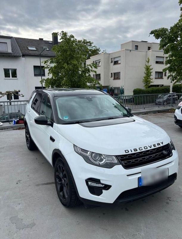 Weiß Gebraucht 2015 Land Rover Discovery Sport SE SUV | 15.500 € (Etwas zu teuer) - Bild 1/4
