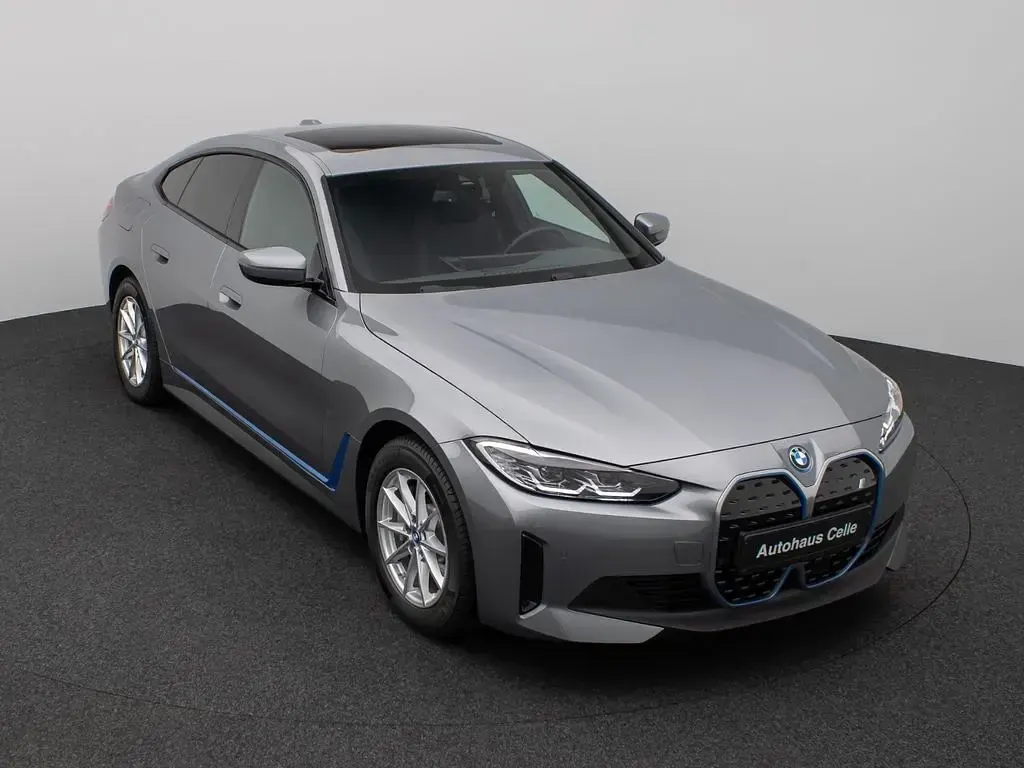 Używany BMW i4 Efficient Dynamics 210 kW (286 KM) 2023 Szary Sedan/Limuzyna