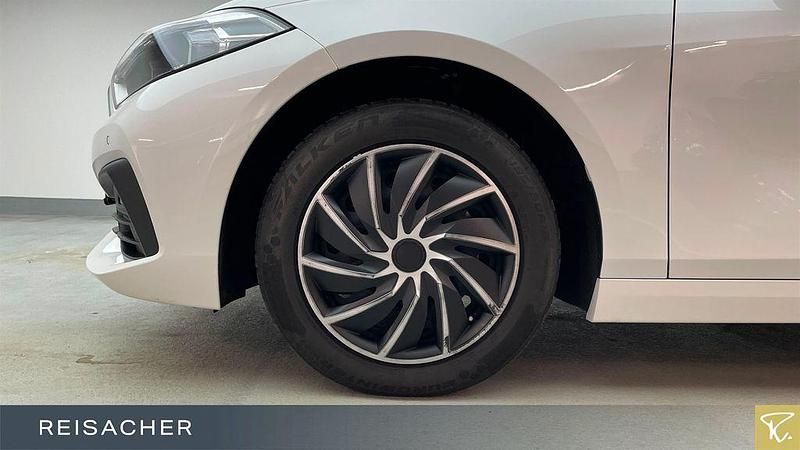 Gebraucht BMW 118 Advantage 150 PS (110 kW) 2022 Mineralweiß metallic Kleinwagen