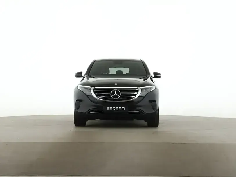 Gebraucht Mercedes EQC400 300 kW (408 PS) 2022 Schwarz SUV