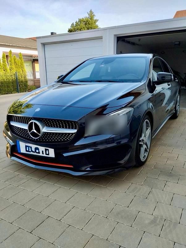 Usata Mercedes CLA220 2014 Viola Berlina