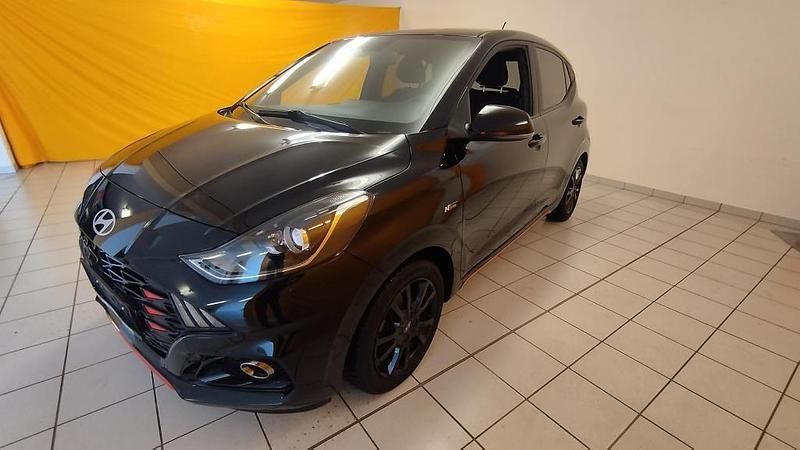 Gebraucht Hyundai i10 N Line 101 PS (74 kW) 2023 Schwarz Kleinwagen