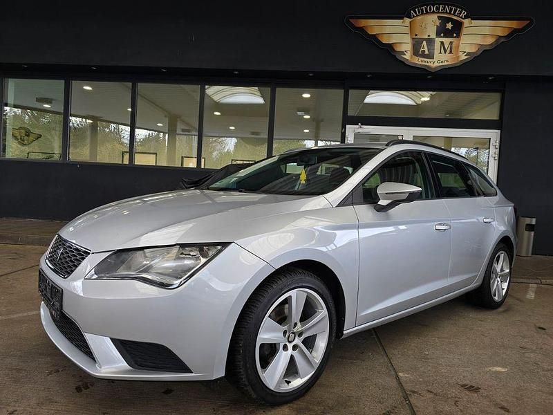 Silber Gebraucht 2015 Seat Leon ST Reference Kombi | 9.950 € (Fairer Preis) - Bild 1/4