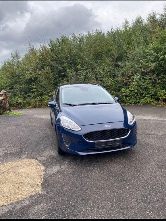 Blau Gebraucht 2018 Ford Fiesta Trend Kleinwagen | 6.100 € (Superpreis) - Bild 1/4