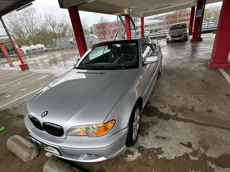 Gebraucht BMW 320 Cabriolet 170 PS (125 kW) 2004 Silber Cabrio