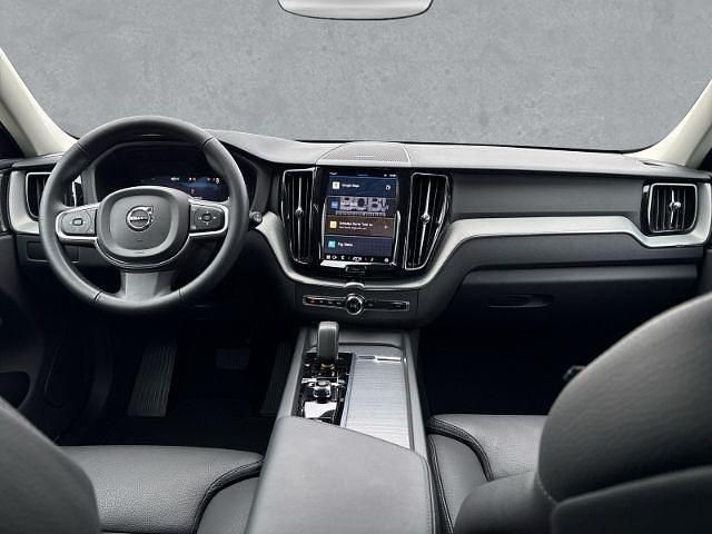Gebraucht Volvo XC60 Core 250 PS (183 kW) 2025 Vapour grey / metallic SUV
