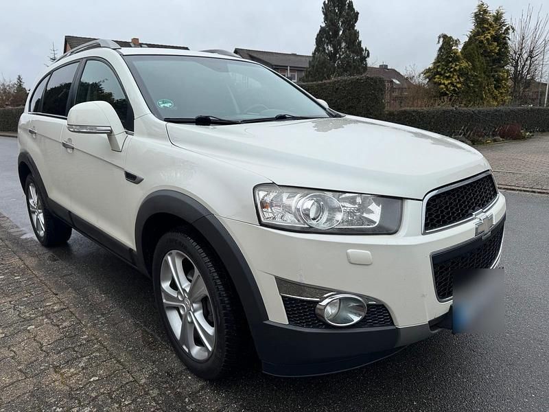 Gebraucht Chevrolet Captiva 184 PS (135 kW) 2012 Weiß SUV