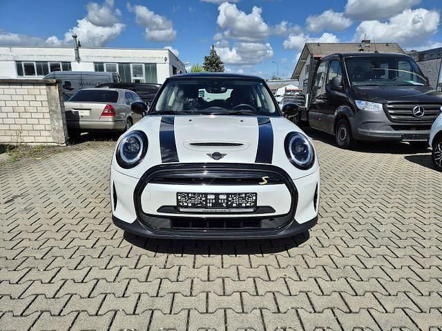 Second-hand Mini Cooper S Classic 135 kW (184 CP) 2023 Hatchback