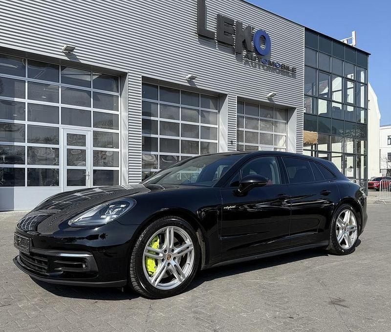 Schwarz Gebraucht 2019 Porsche Panamera S E-Hybrid Sport Turismo Limousine | 57.980 € (Etwas zu teuer) - Bild 1/4