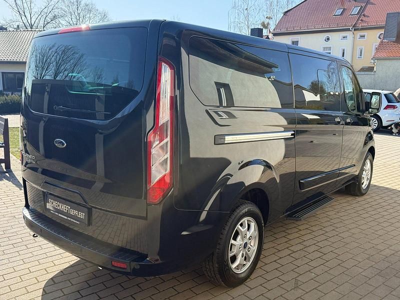 Gebraucht Ford Tourneo 125 PS (91 kW) 2015 Schwarz Kombi