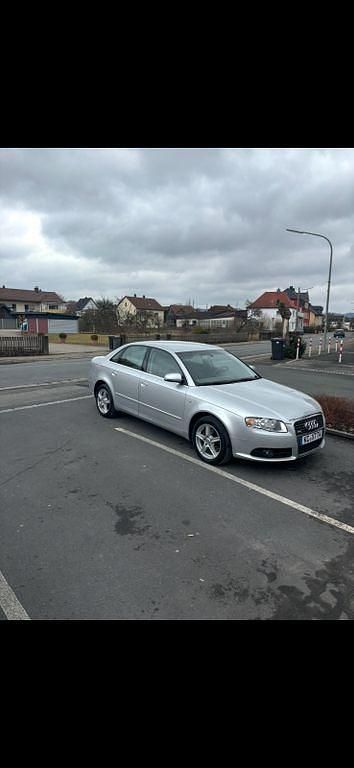 Silber Gebraucht 2006 Audi A4 Limousine | 3.300 € (Fairer Preis) - Bild 1/4