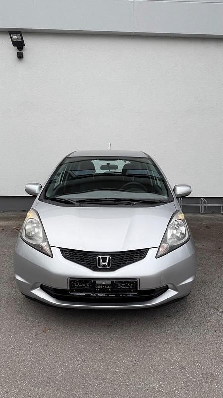 Gebraucht Honda Jazz 99 PS (72 kW) 2009 Silber Kleinwagen