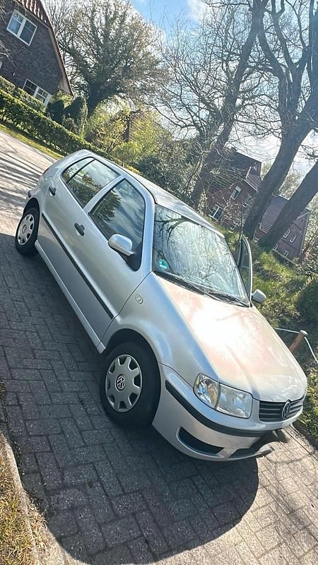 Gebraucht VW Polo 50 PS (36 kW) 2000 Grau Kleinwagen
