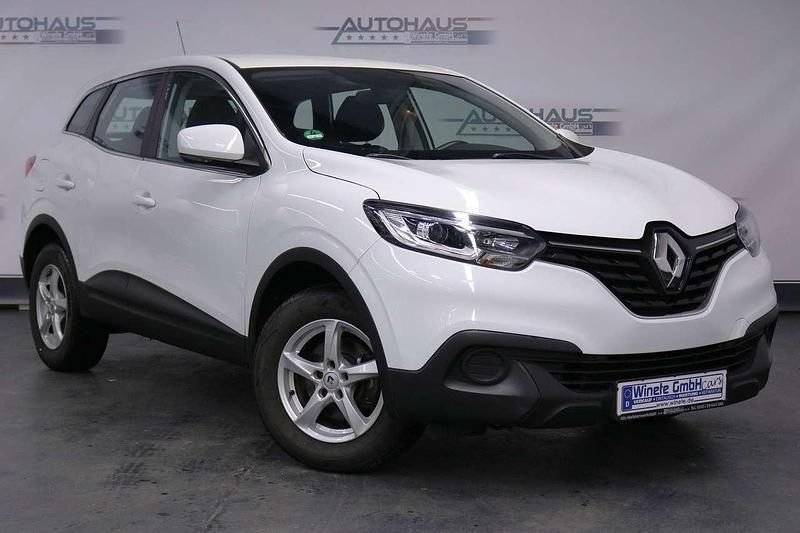 Gebraucht Renault Kadjar Life 131 PS (96 kW) 2016 Gletscherweiss SUV