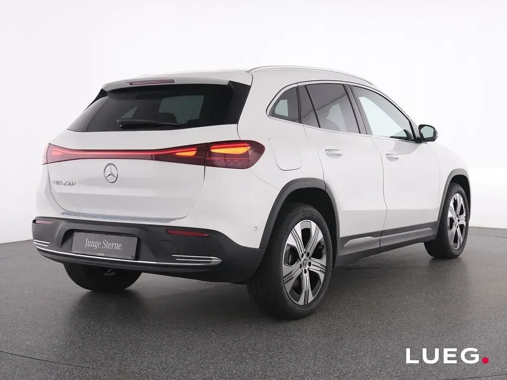 Gebraucht Mercedes EQA250+ Progressive 139 kW (190 PS) 2025 Weiß SUV
