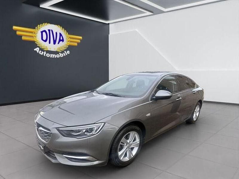 Grau Gebraucht 2017 Opel Insignia Innovation Limousine | 13.999 € (Guter Preis) - Bild 1/4