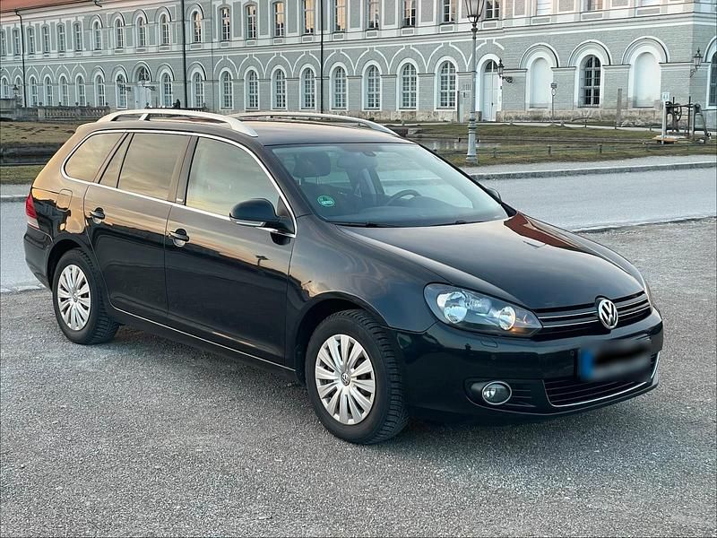 Gebraucht VW Golf VI Style 105 PS (77 kW) 2011 Schwarz Kleinwagen