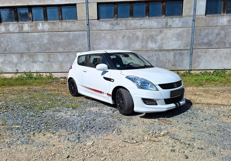 Weiß Gebraucht 2012 Suzuki Swift Kleinwagen | 5.200 € (Fairer Preis) - Bild 1/4