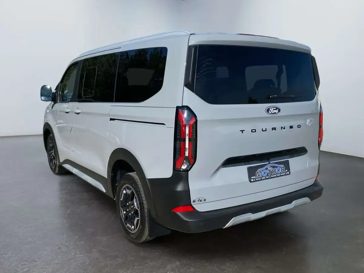 Neu Ford Tourneo Active 170 PS (125 kW) 2026 Grau Van / Kleinbus